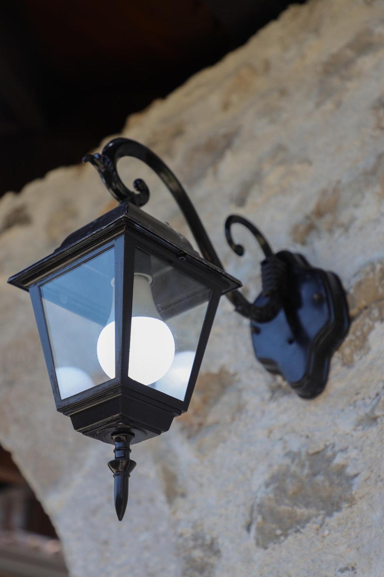 The House Of Dollma , Inside Kruja Castle Hotel Exterior photo