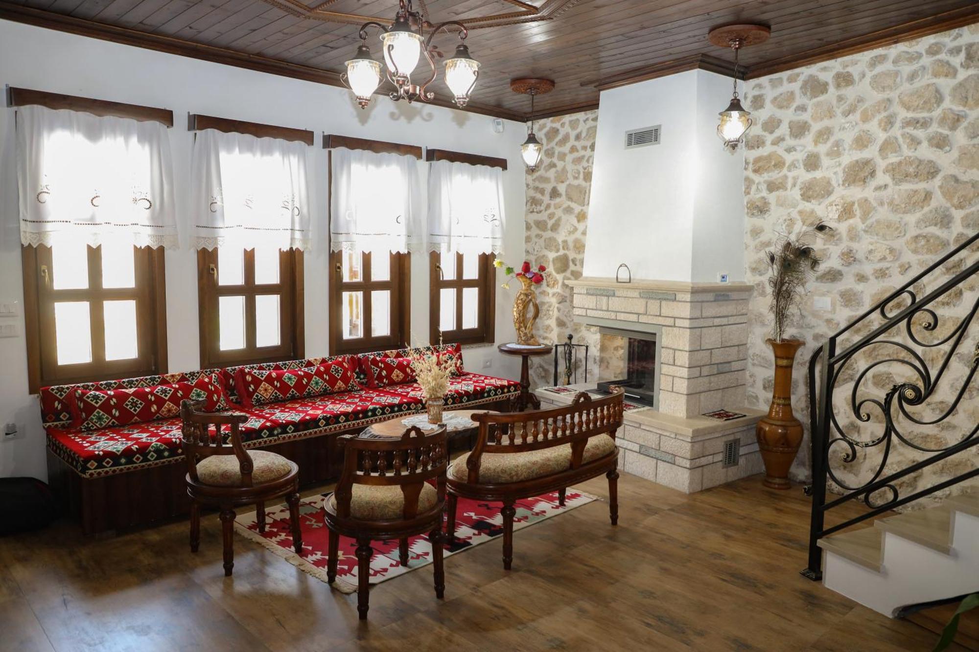 The House Of Dollma , Inside Kruja Castle Hotel Exterior photo